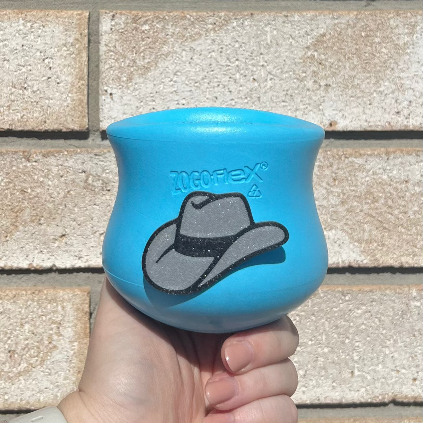 Cowboy Hat Toppl Plug